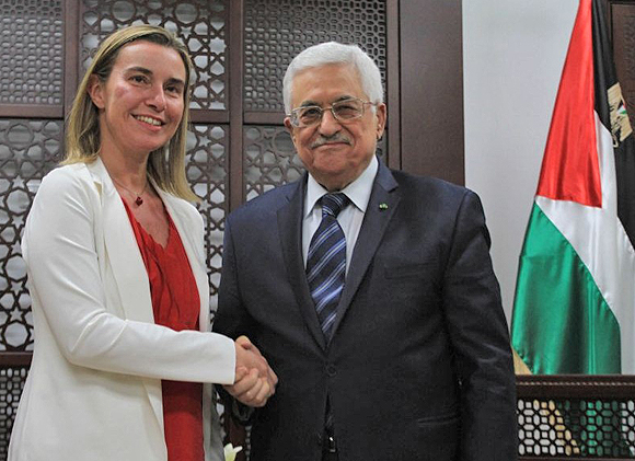 Mahmud Abbas und die neue Außenbeauftragte der Europäischen Union, Federica Mogherini. Ramallah, 8. November 2014.