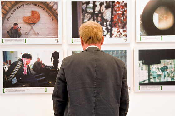 Die Ausstellung von Breaking the Silence in Dublin, Juni 2014. © Trocaire mit CC-BY-2.0-Lizenz via Flickr