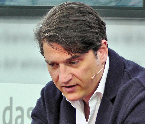 Jakob Augstein (© Das blaue Sofa/Club Bertelsmann, via Wikipedia) Jakob Augstein (© Das blaue Sofa/Club Bertelsmann, via Wikipedia)