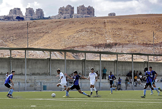 Beitar Ma'ale Adumim in seinem Meisterschaftsspiel gegen Ironi Modi'in, 23. September 2016. © Thomas Coex, Getty Images Beitar Ma'ale Adumim in seinem Meisterschaftsspiel gegen Ironi Modi'in, 23. September 2016. © Thomas Coex, Getty Images