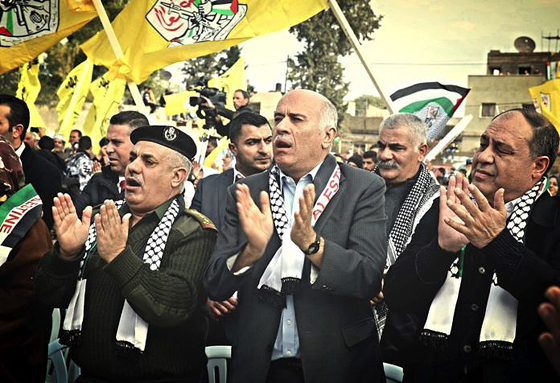 Jibril Rajoub (Bildmitte), Präsident des palästinensischen Hohen Rats für Jugend und Sport (© RevealJibril)