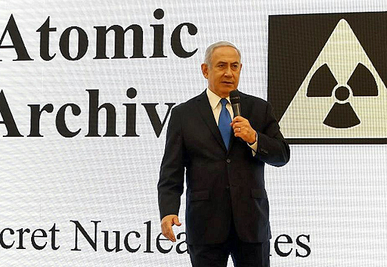 Der israelische Premierminister Benjamin Netanjahu stellt die Recherchen des Mossad zum iranischen Atomprogramm vor, Tel Aviv, 30. April 2018